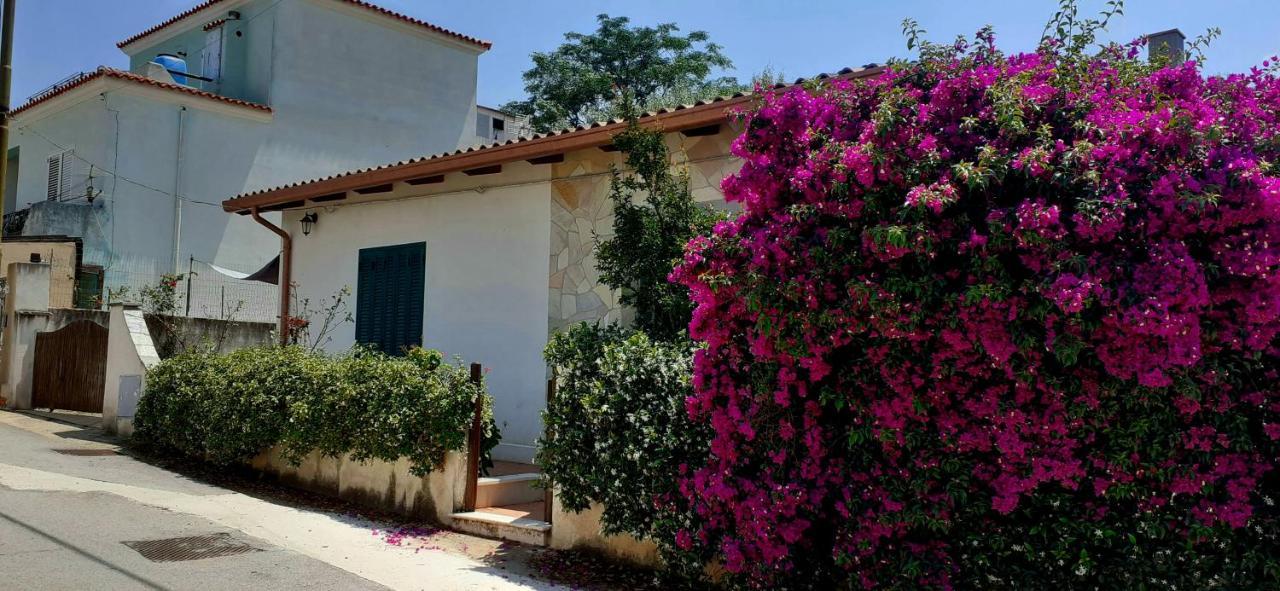 Willa 8 Via V. Monti Loiri Porto San Paolo Zewnętrze zdjęcie